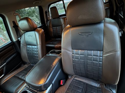 Used 2016 Nissan Titan Platinum Reserve image 8