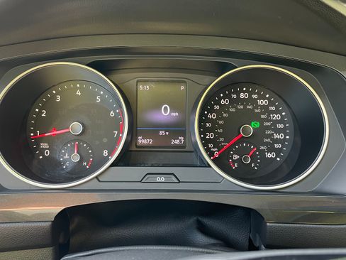 Used 2019 Volkswagen Tiguan SE AWD/4WD image 8