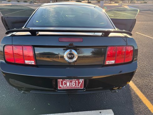 Used 2006 Ford Mustang GT image 6