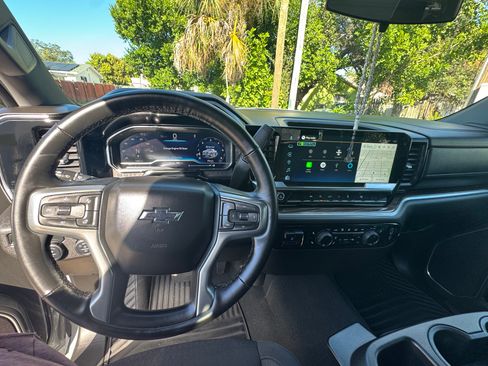 Used 2025 Chevrolet Silverado 1500 RST image 12