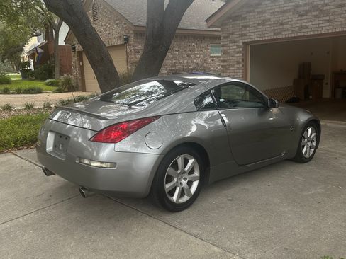 Used 2003 Nissan 350Z Touring image 4