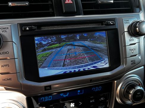 Used 2014 Toyota 4Runner Limited image 14