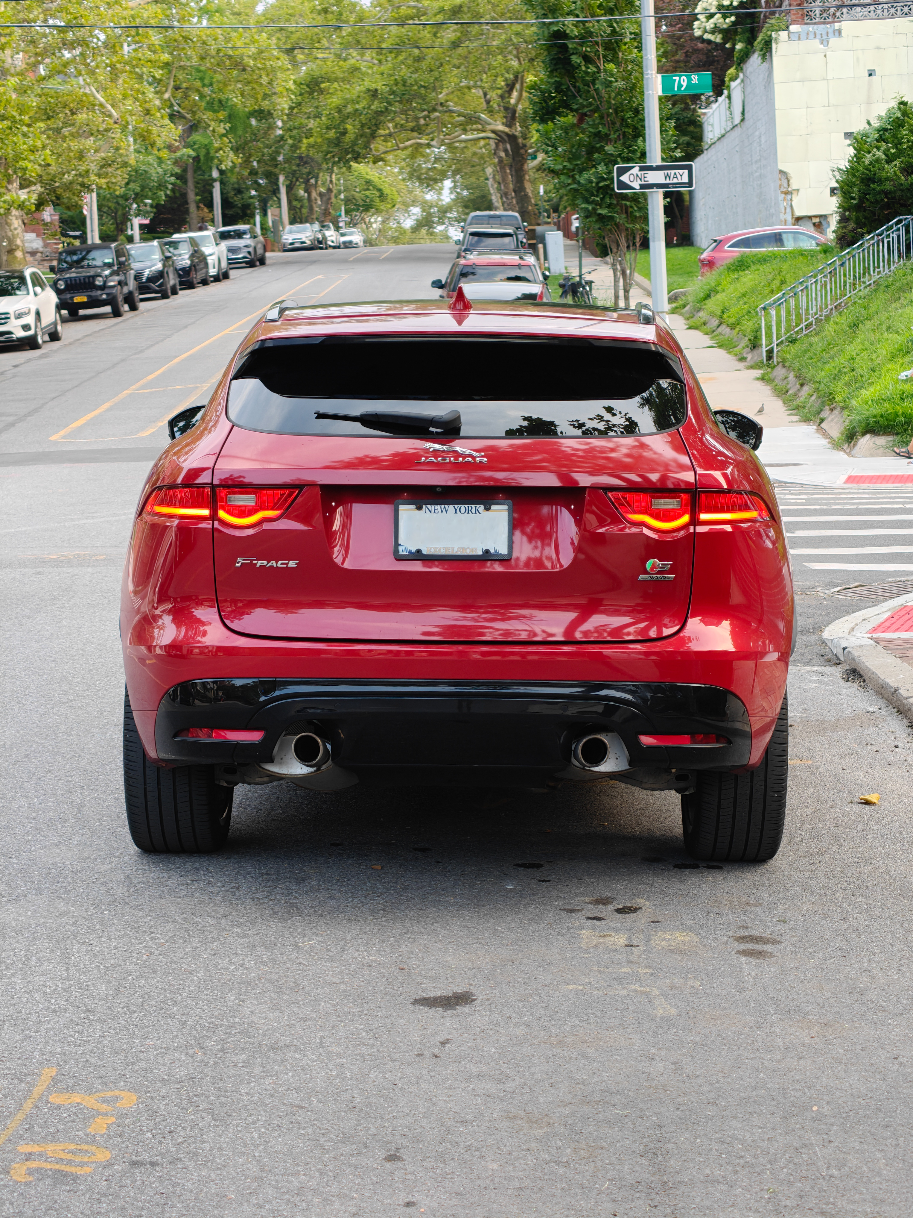 Used 2019 Jaguar F-PACE S AWD/4WD image 14