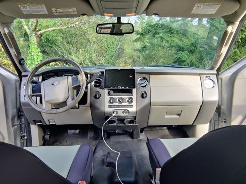 Used 2008 Ford Expedition XLT image 5