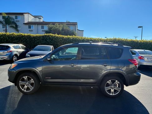 Used 2010 Toyota RAV4 Sport FWD image 5