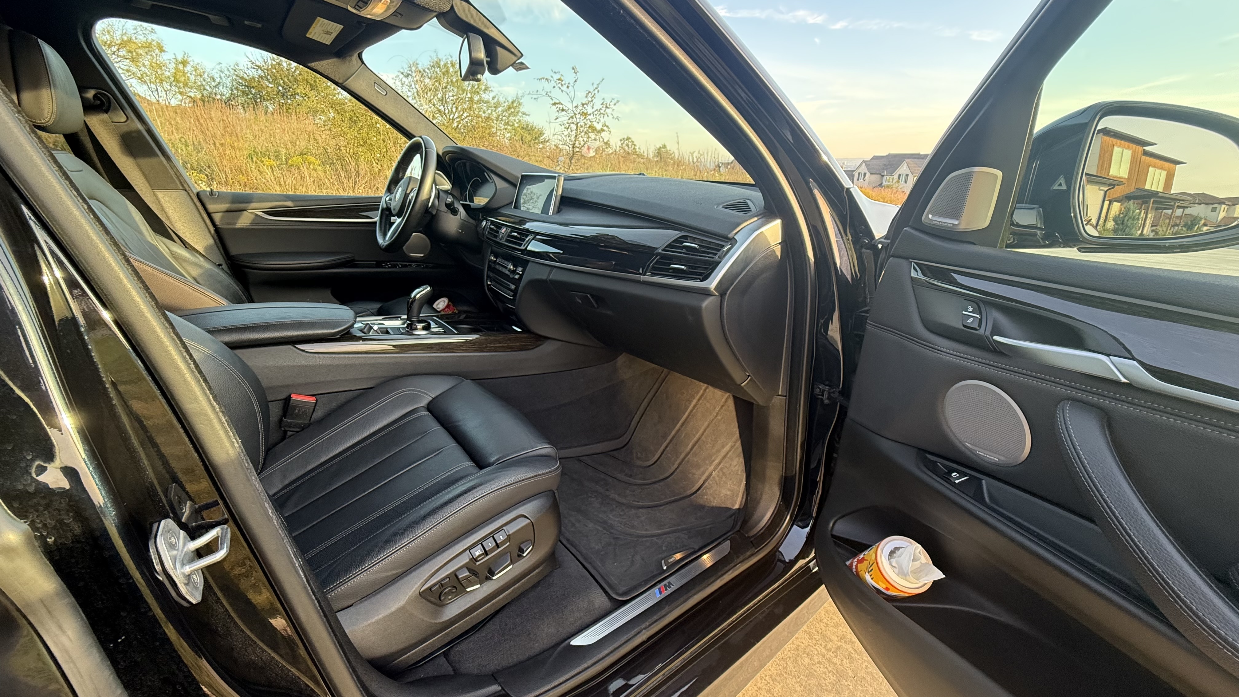 Used 2018 BMW X5 xDrive50i AWD/4WD image 16