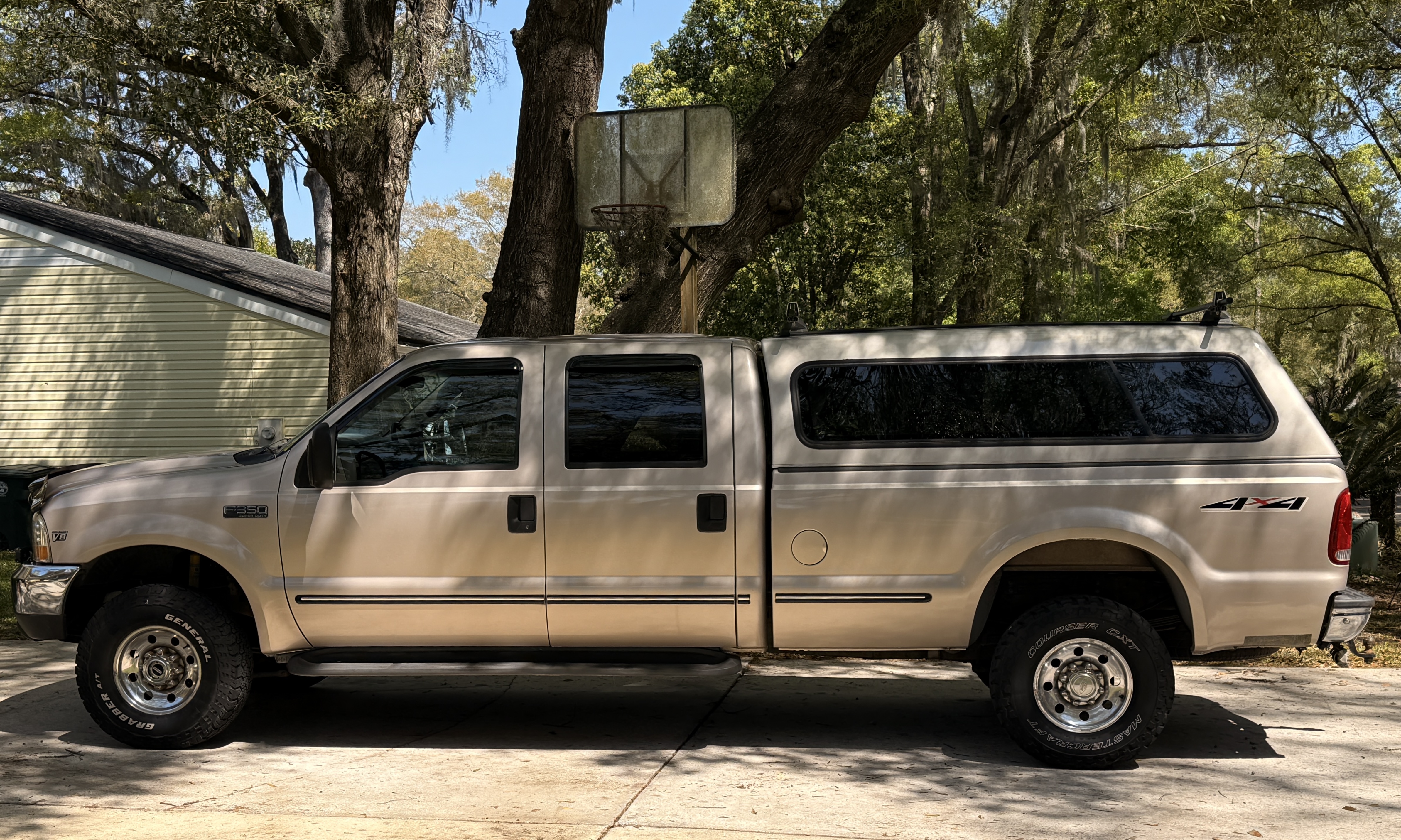 Used 1999 Ford F350 4x4 Crew Cab Super Duty image 2