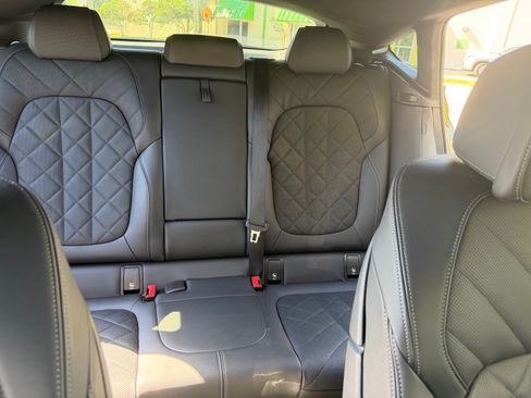 Used 2025 BMW X6 xDrive40i image 9