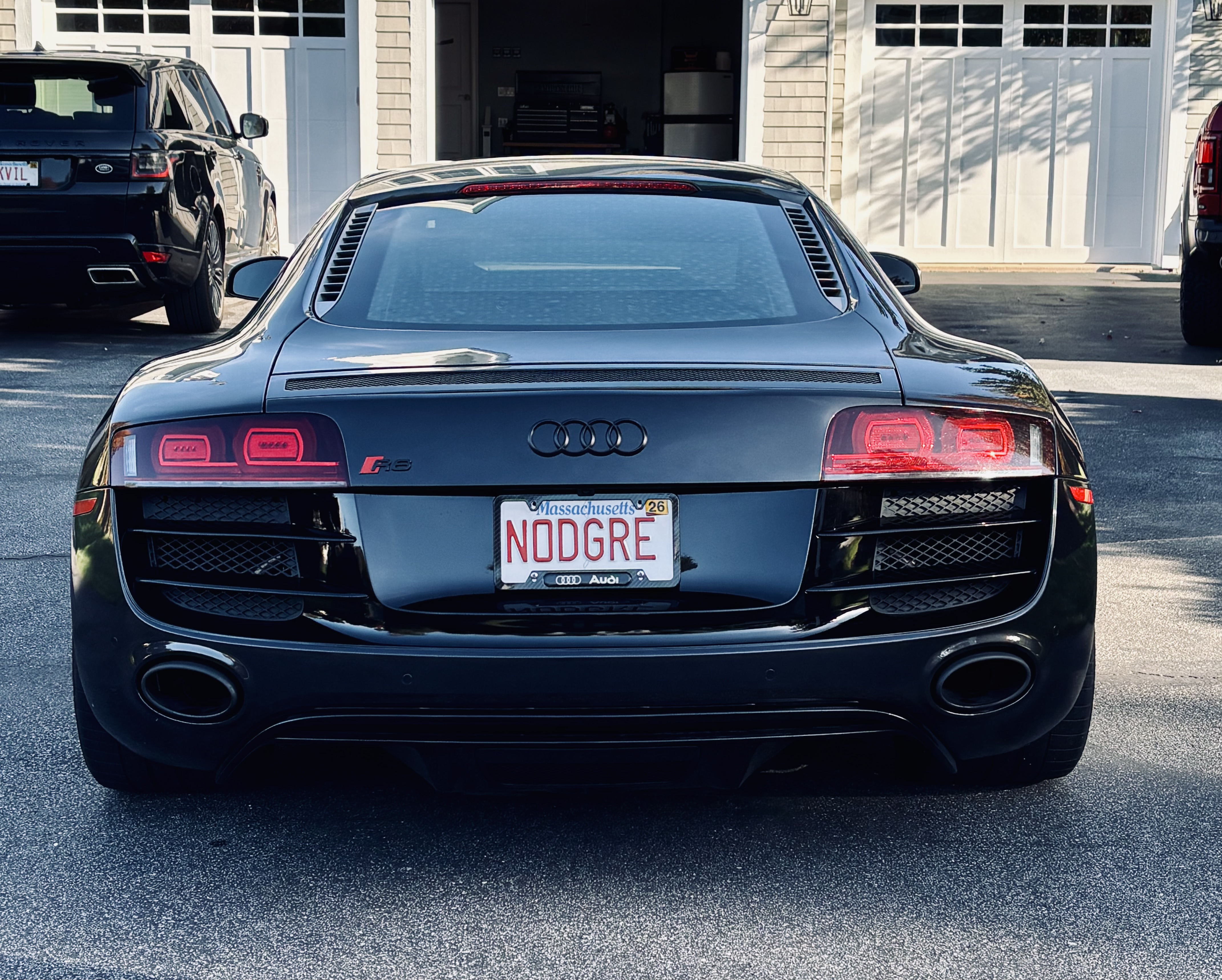 Used 2011 Audi R8 V10 AWD/4WD image 5