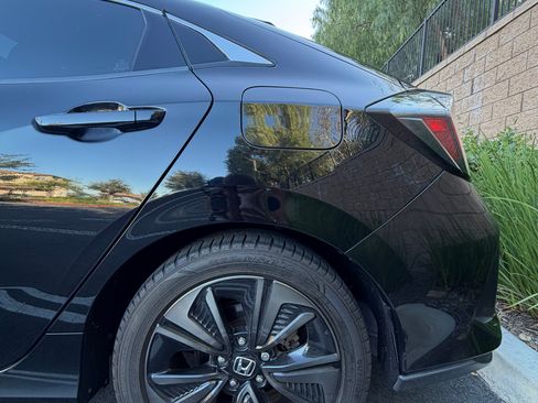 Used 2019 Honda Civic EX image 8