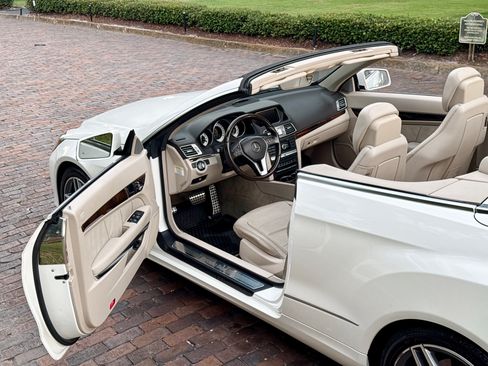 Used 2014 Mercedes-Benz E 350 Cabriolet w/ Premium 1 Package image 6