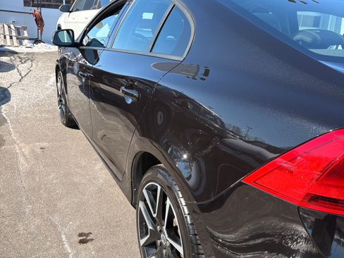 Used 2018 Volvo S60 T5 Dynamic w/ Protection Package image 5