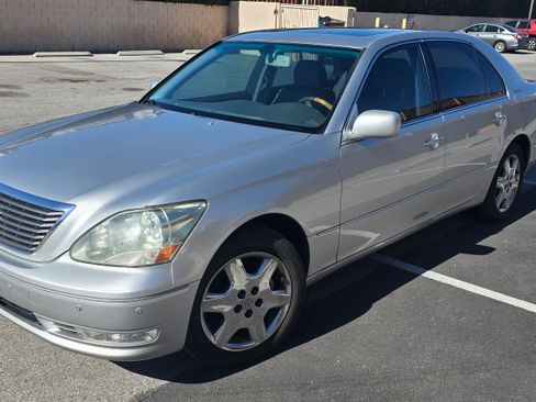Used 2004 Lexus LS 430 image 11
