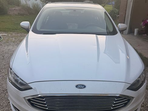 Used 2018 Ford Fusion S w/ Equipment Group 101A FWD image 1