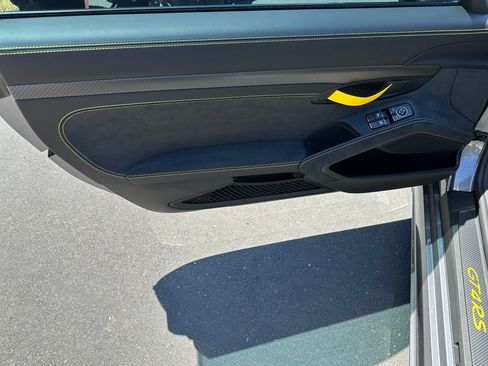 Used 2024 Porsche 718 Cayman GT4 RS image 25