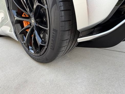 Used 2025 McLaren Artura Spider RWD image 30