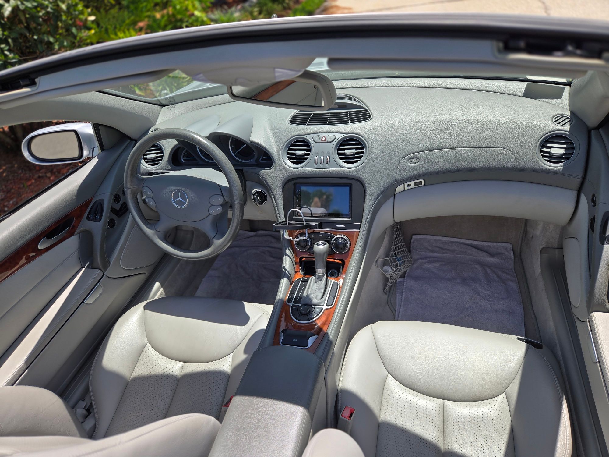 Used 2006 Mercedes-Benz SL 500 image 4
