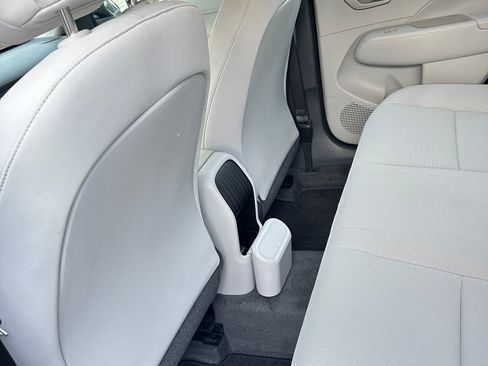 Used 2024 Hyundai Kona SE image 28