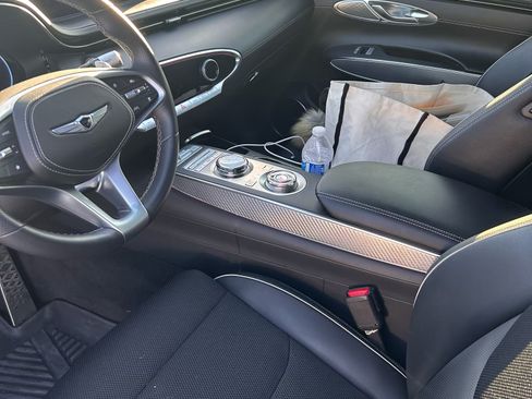 Used 2024 Genesis GV70 2.5T w/ Sport Prestige Package image 5