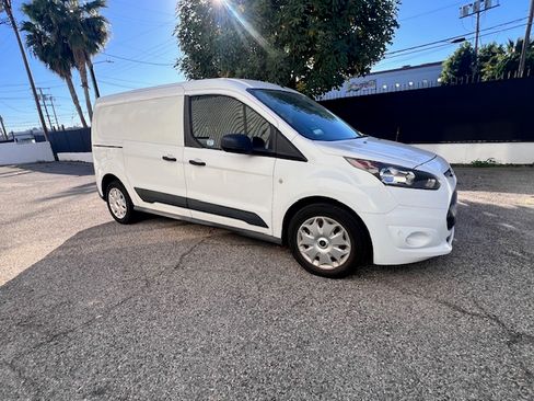 Used 2015 Ford Transit Connect XLT image 13