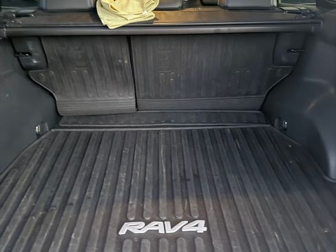 Used 2020 Toyota RAV4 XSE AWD/4WD image 6