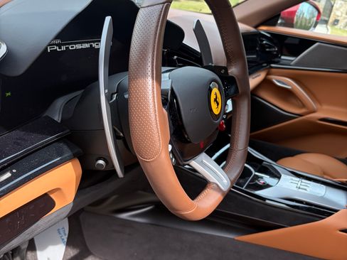 Used 2025 Ferrari Purosangue image 16