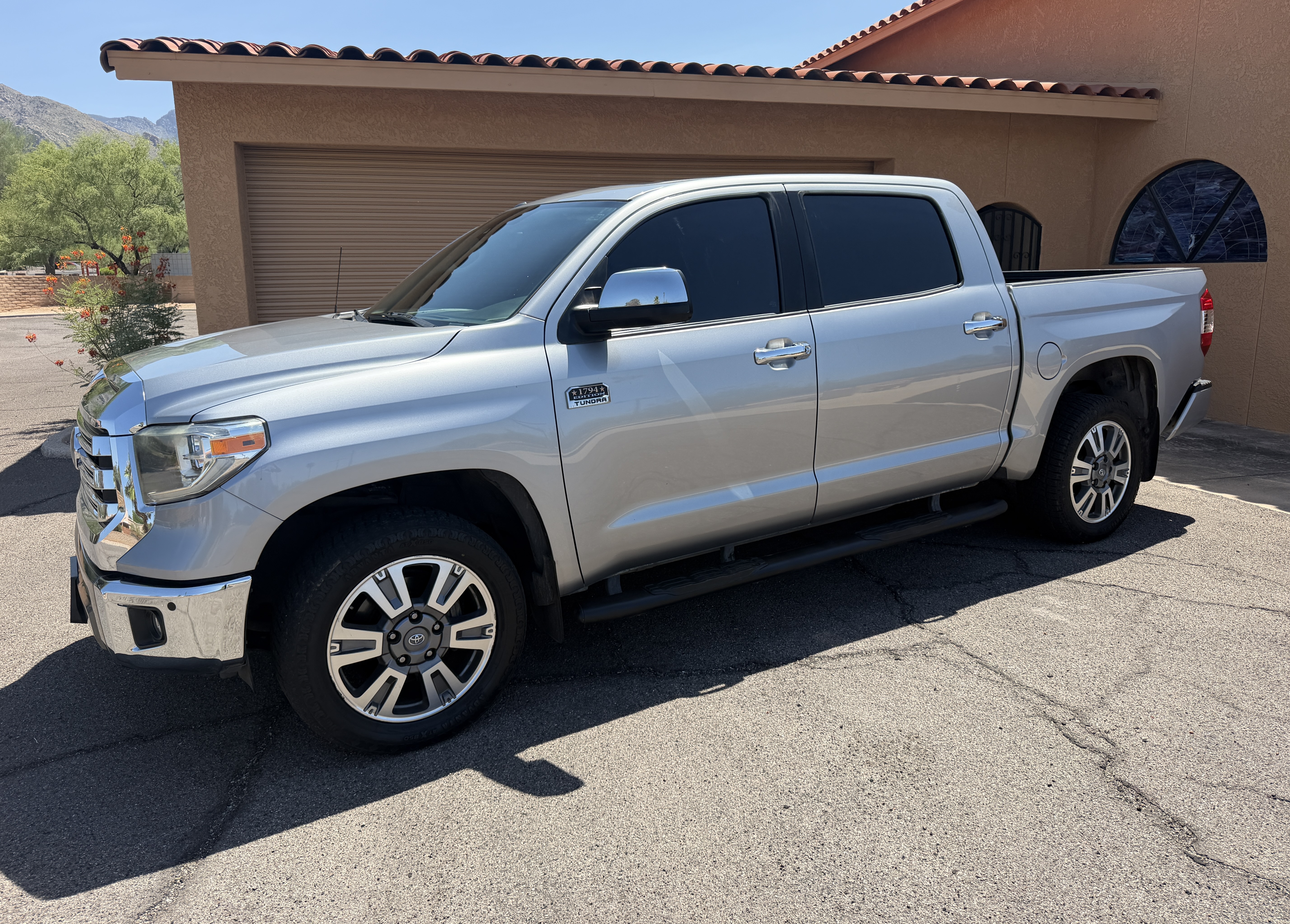 Used 2019 Toyota Tundra 1794 Edition AWD/4WD image 5