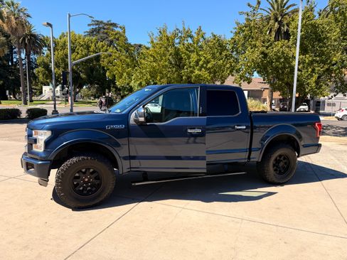 Used 2015 Ford F150 Platinum w/ Technology Package AWD/4WD image 1