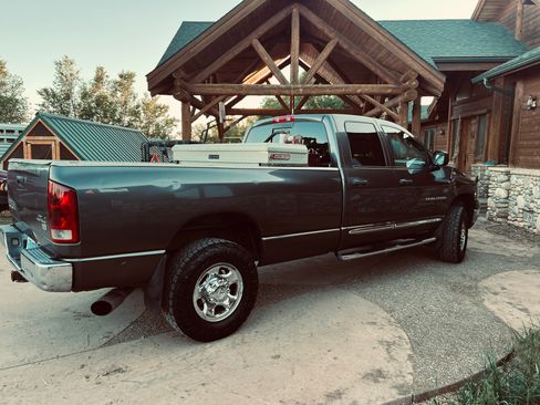 Used 2004 Dodge Ram 2500 Truck SLT w/ Trailer Tow Group image 4