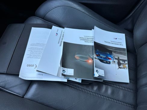 Used 2013 BMW M5 w/ Executive Pkg image 10