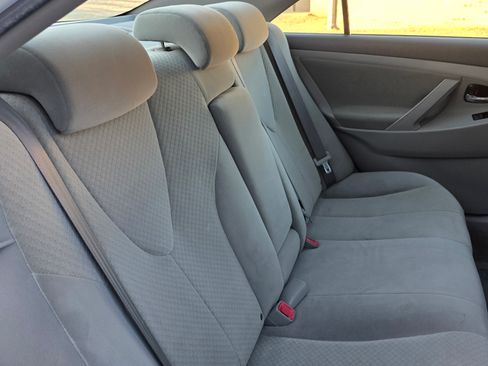 Used 2007 Toyota Camry LE image 11