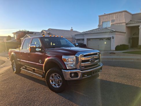 Used 2015 Ford F350 Lariat w/ Chrome Package image 8