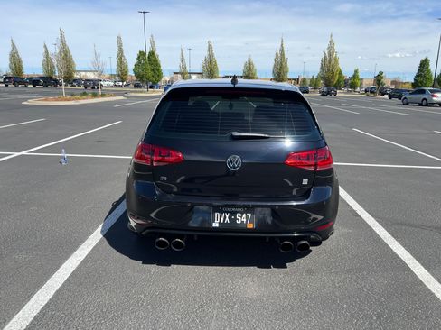 Used 2015 Volkswagen Golf R 4-Door image 5