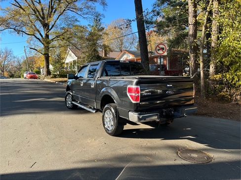 Used 2012 Ford F150 XLT w/ XLT Chrome Pkg image 5