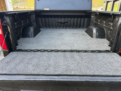 Used 2020 Chevrolet Silverado 1500 LTZ w/ LTZ Plus Package image 17