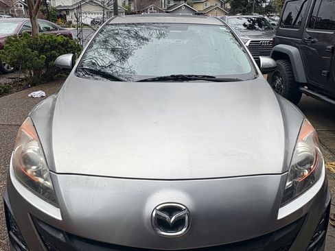 Used 2010 MAZDA MAZDA3 i Touring image 1