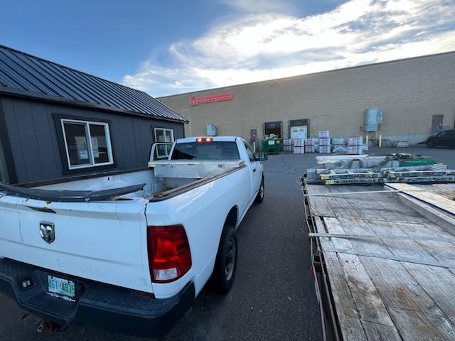 Used 2016 RAM 2500 Tradesman w/ Power & Remote Entry Group RWD image 4