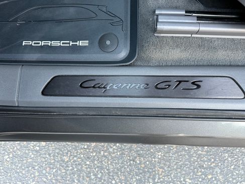 Used 2021 Porsche Cayenne GTS image 10