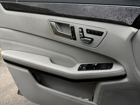 Used 2014 Mercedes-Benz E 350 Sedan image 10