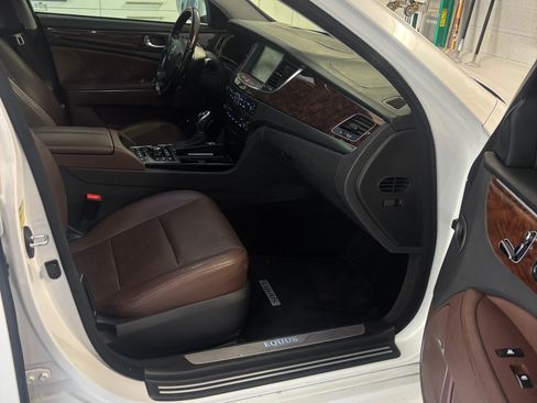 Used 2014 Hyundai Equus Ultimate RWD image 8