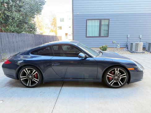 Used 2011 Porsche 911 Carrera S image 6