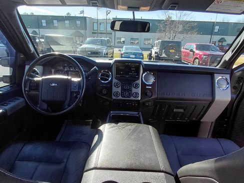 Used 2015 Ford F350 Lariat w/ Lariat Ultimate Package image 5