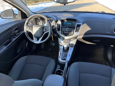 Used 2011 Chevrolet Cruze LT w/ RS Package image 16