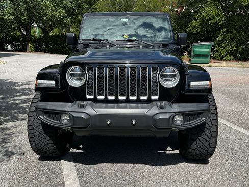 Used 2022 Jeep Wrangler Unlimited Sahara AWD/4WD image 5