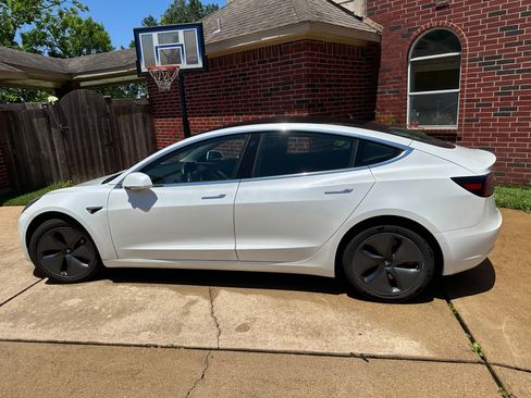 Used 2020 Tesla Model 3 Long Range AWD/4WD image 6