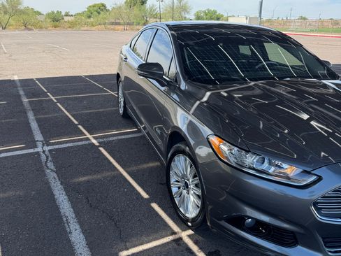 Used 2014 Ford Fusion Energi Titanium w/ Driver Assist Package FWD image 2