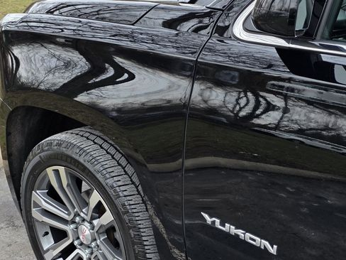 Used 2018 GMC Yukon SLT image 10