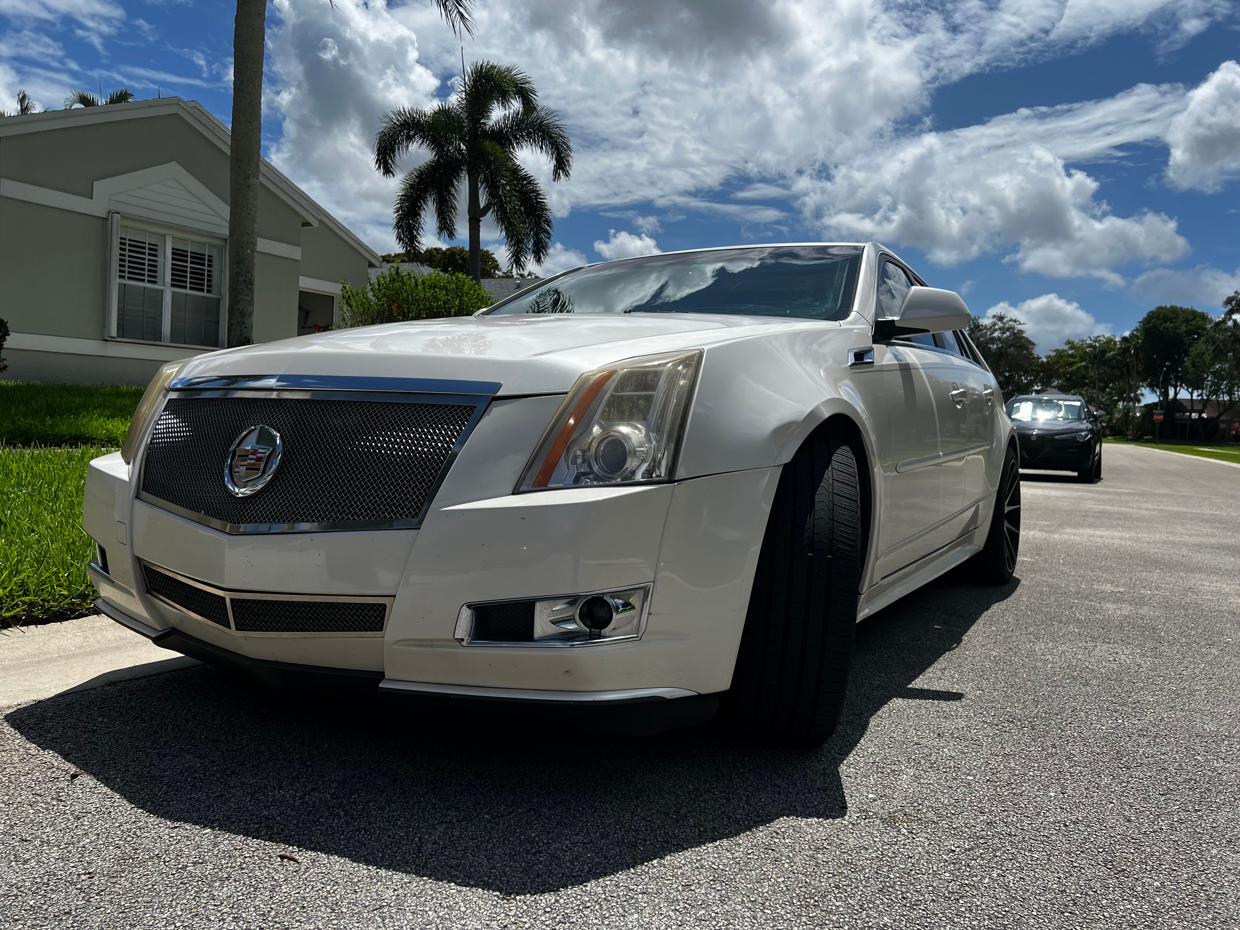 Used 2011 Cadillac CTS Performance RWD image 6