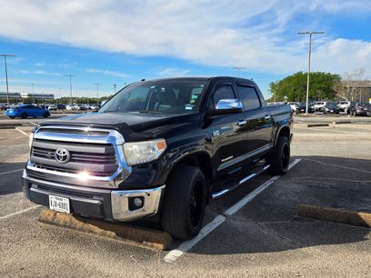 Used 2017 Toyota Tundra Limited w/ Limited Premium Package