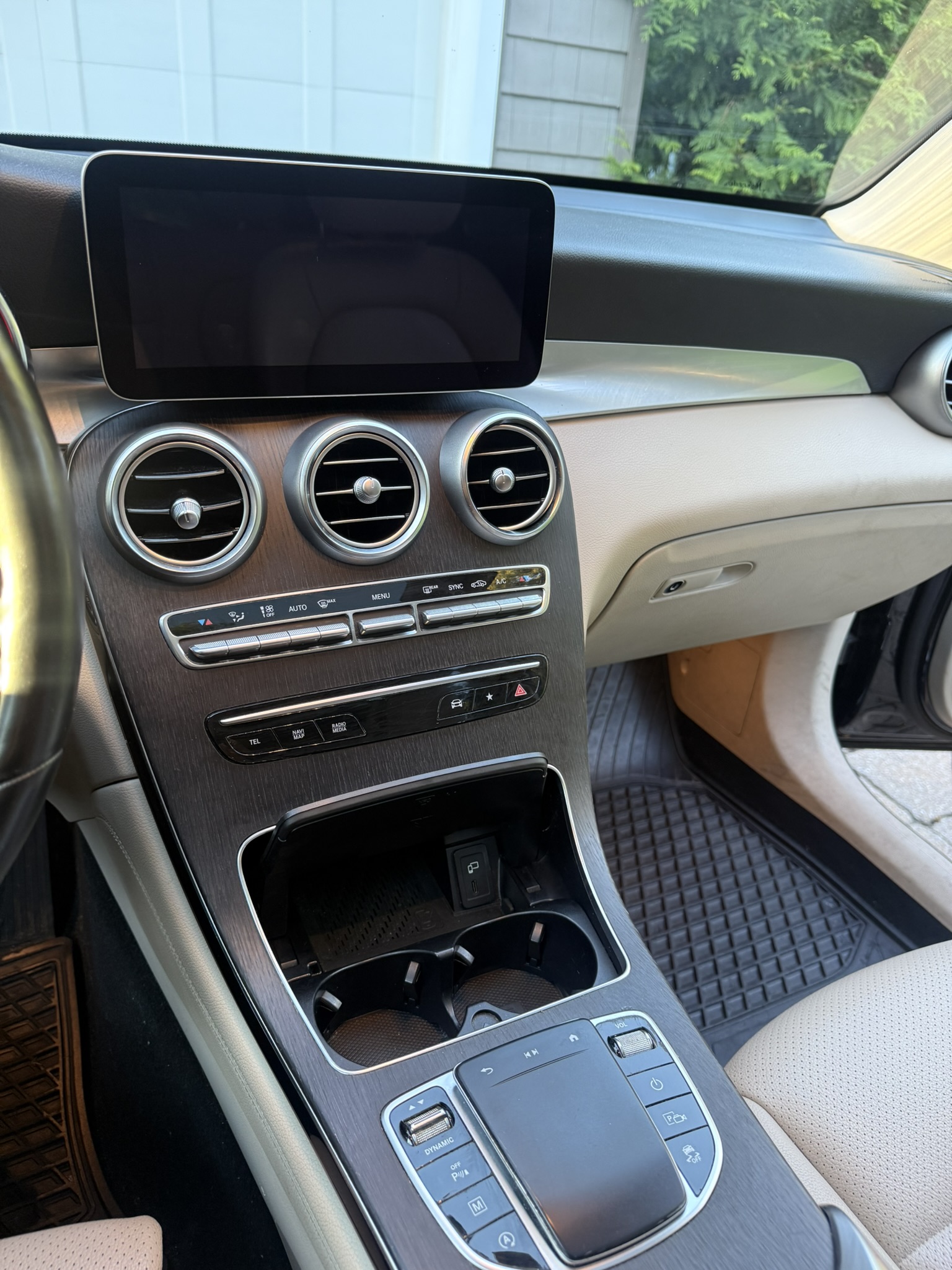 Used 2020 Mercedes-Benz GLC 300 4MATIC image 5